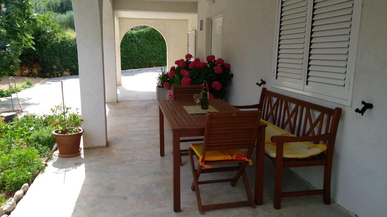 Appartement Megi1 à Vrbnik Extérieur photo